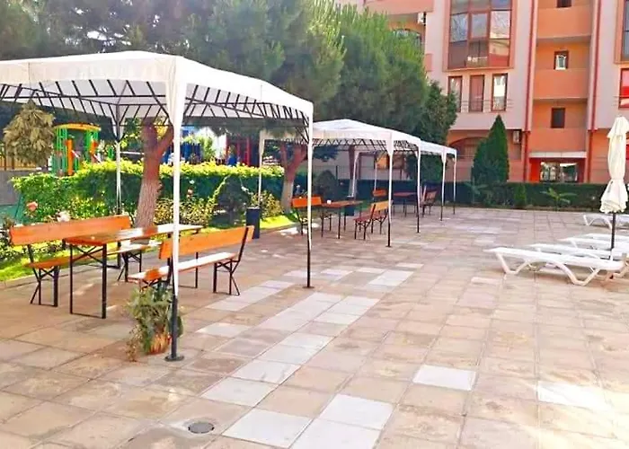 Apartamento Complex Rose *