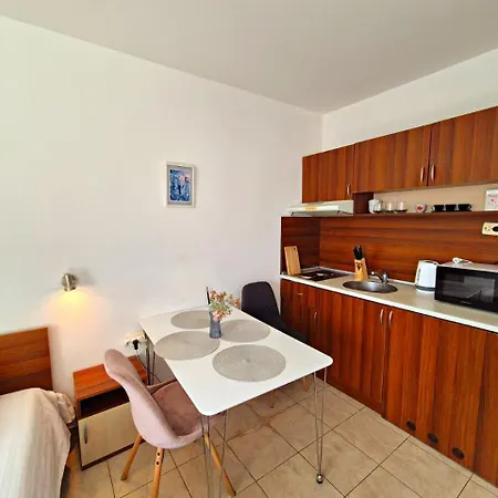 Apartman Complex Rose *